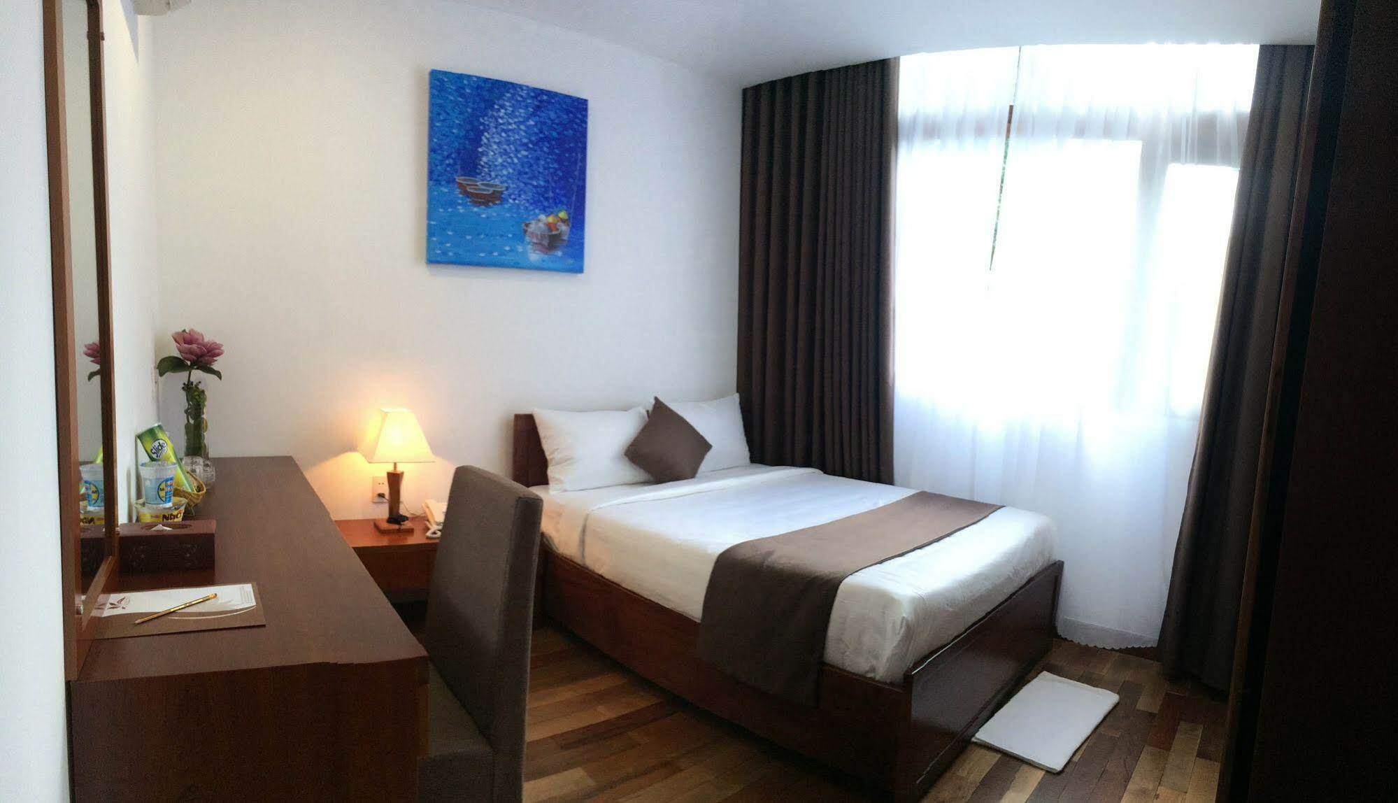 Ocean Flower Hotel Da Nang Exterior foto